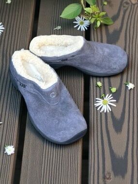 Merrell Encore Ice Gull Gray Suede Faux Fur Clogs Size 7.5 NIB NEW